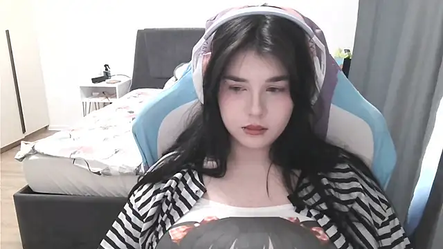 LunarMian Live XXX chat