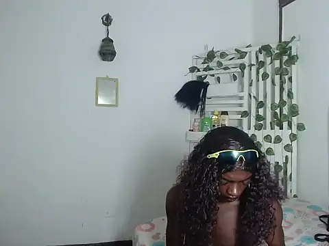 Webkamerová show kenia_nihiara
