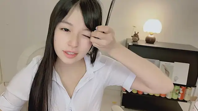 Onechestnut Live XXX-chat