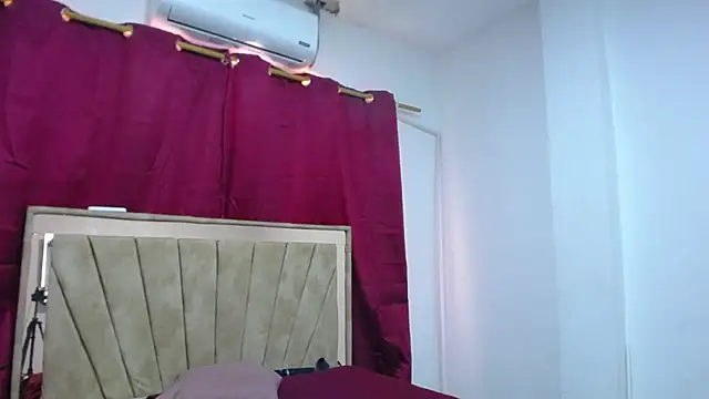 megan_fox_sex webcam show