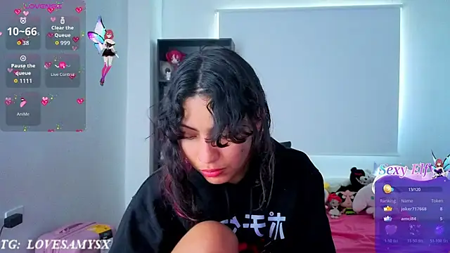 LovelyamyyのライブXXXチャット