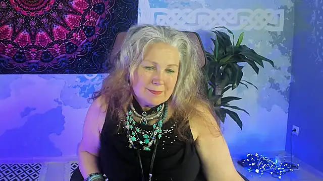 LilaMaharani Chat XXX live