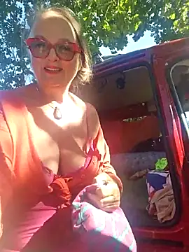 XXX chat uživo modela Hot-Muci