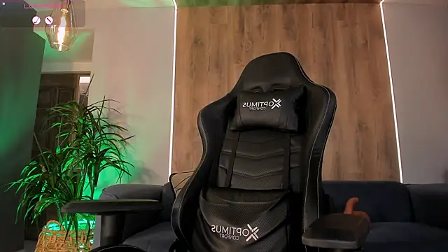 KylaMorrison live XXX chat
