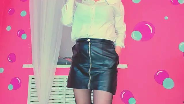 Chatroom XXX en direct de AnaMills