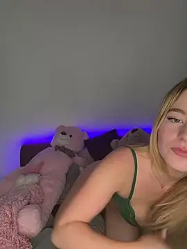 Zoey__08's Webcam Show