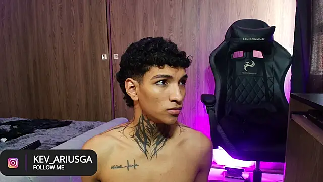 Chat XXX en directo de im_Usuga