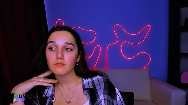 katrinxxxx Chat XXX in diretta