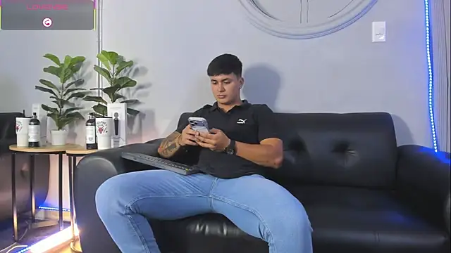 Cristopher_strong webcam show