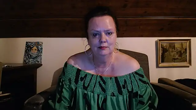 TiffanyMature webkamerás műsora