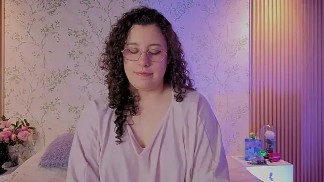 دردشة Charlotte__Miller الجنسية المباشرة
