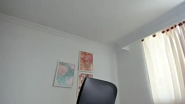 canelleGarces Adlı Modelin Canlı XXX Sohbeti