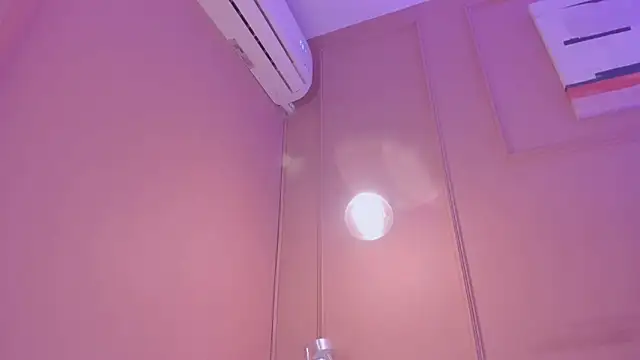 lia_ass_ live XXX chat