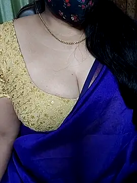 הופעת וובקאם של manvika-telugu