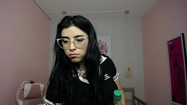 Chat XXX ao vivo de Adri_gomez_x