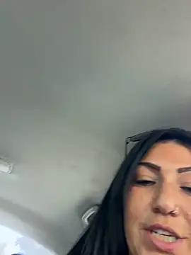 Živý XXX chat LittleMissEeve