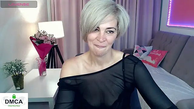 Blonde_lola444 Webcam show