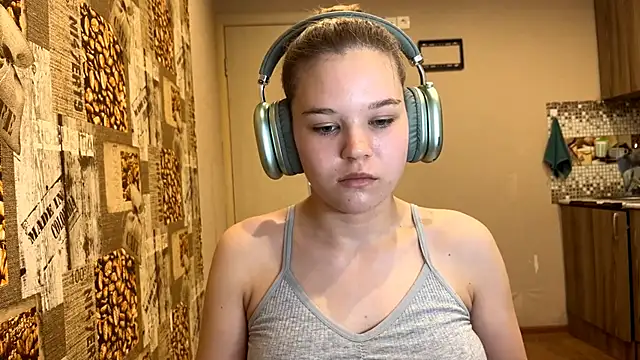 HellyRay – webcam-show