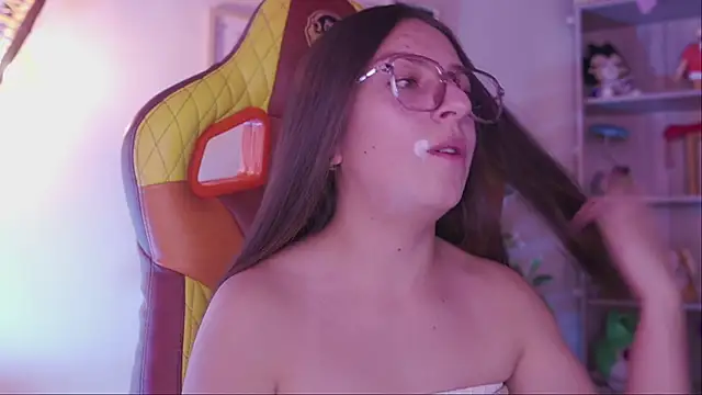 milly_kenner XXX чат на живо