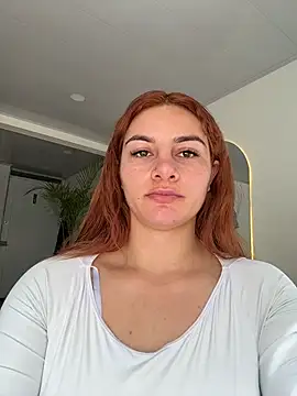 Онлайн чат XXX AtheneaRossi