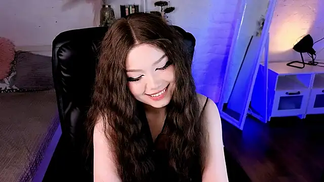 Онлайн чат XXX maddymystie