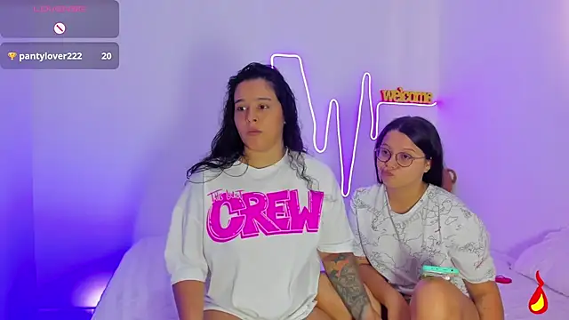 Dilan_and_Miaのウェブカメラショー
