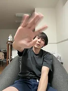 yan638 Show in webcam