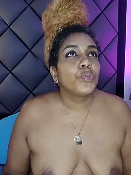 ELLA_KELLY live XXX chat