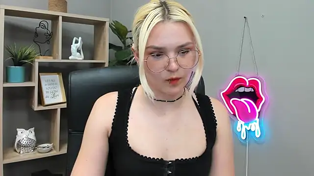 SweetLilyxo – Naživo XXX chat