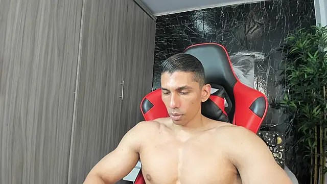 Erik_castle webkamerás műsora