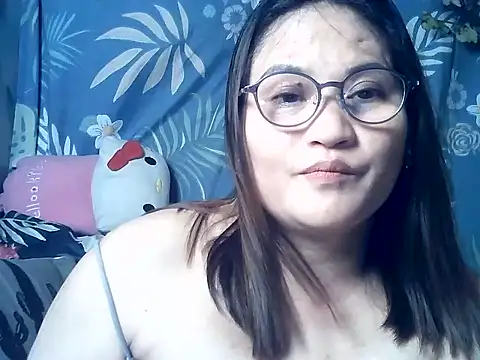 Amazing_Angel22 élő XXX-chatje