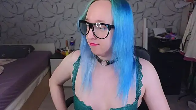 Show modela TheTrixy na web-kameri