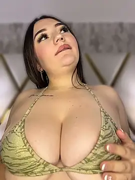 ValeriaCarter 网络视讯表演