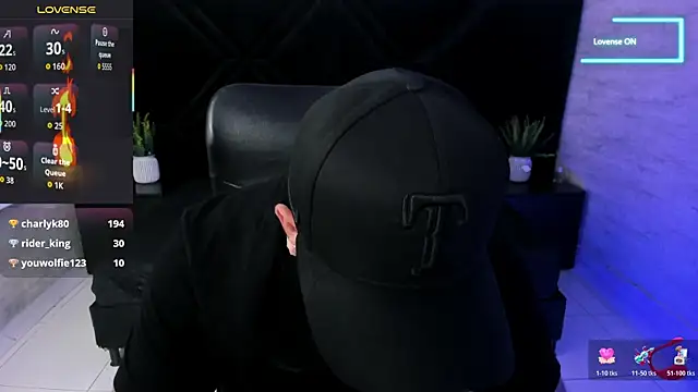 jhon_bear03 élő XXX-chatje