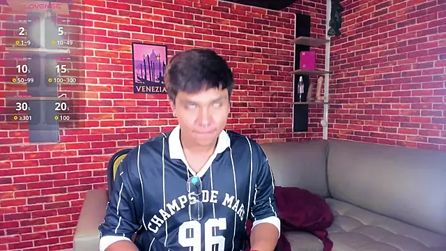 Thiago_Kozakのウェブカメラショー
