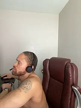 Fathero1time live XXX chat