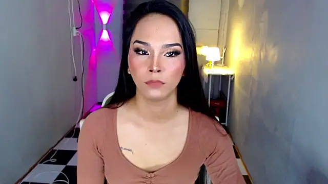 SanyaGirlx Pertunjukan Webcam