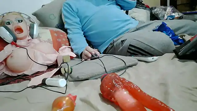messi_syssy Show in webcam
