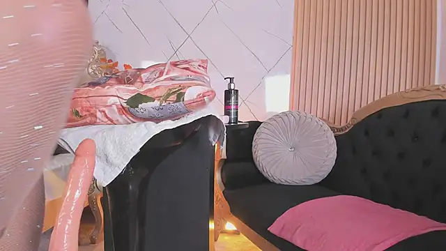 SaraDreamsss live XXX chat