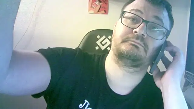 Chat +18 de SirAbuser ao vivo