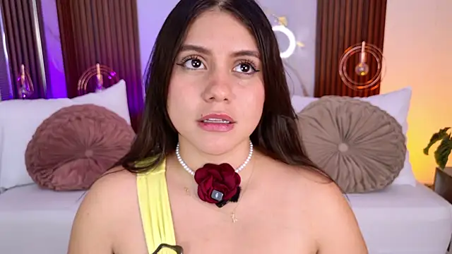 pamelajons_ Adlı Modelin Canlı XXX Sohbeti