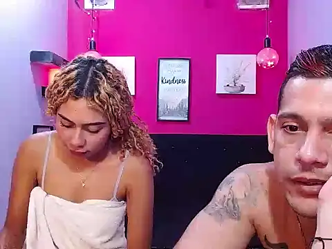 horny_destroy webcam show