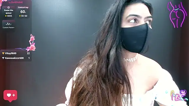Show modela DesiZoya na web-kameri