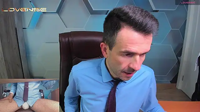 SteveTiger Chat XXX live
