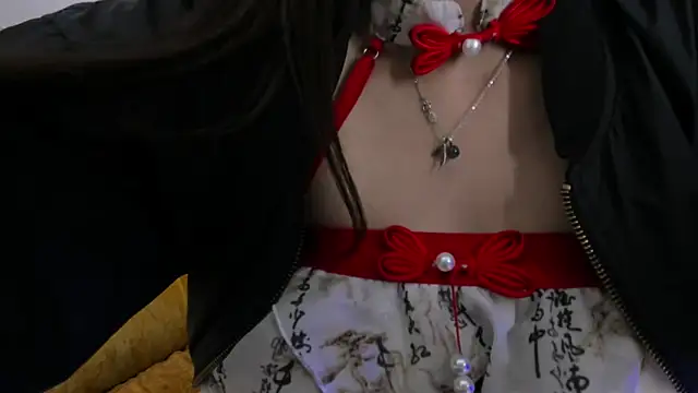 Chat XXX en directo de Kyomi_chang
