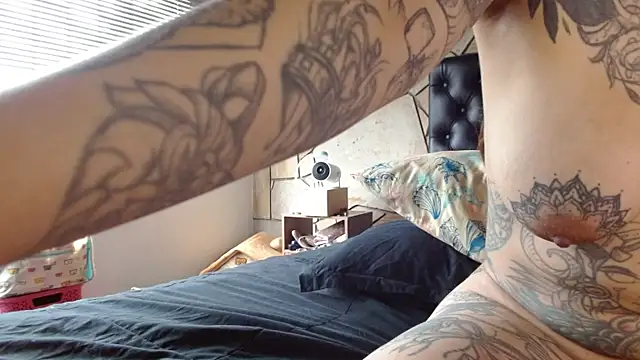 chanell_tattoo's Live XXX Chat