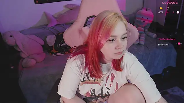XXX chat uživo modela lunaalli