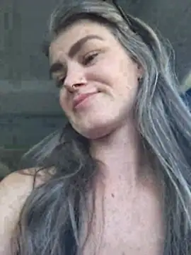 عرض كام Lilmissvyx