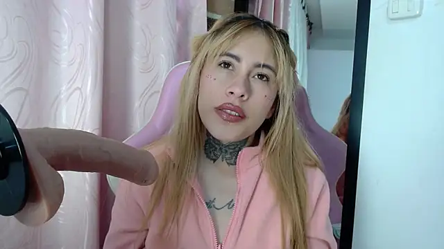 katty-candyy Chat XXX live
