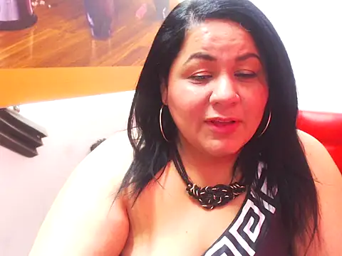 Chatroom XXX en direct de MISSPERVERTXXX